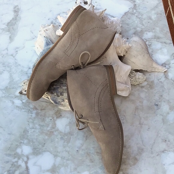 Franco Sarto Tan Suede Lace Up Ankle Boots Size 6.5 - Picture 10 of 15